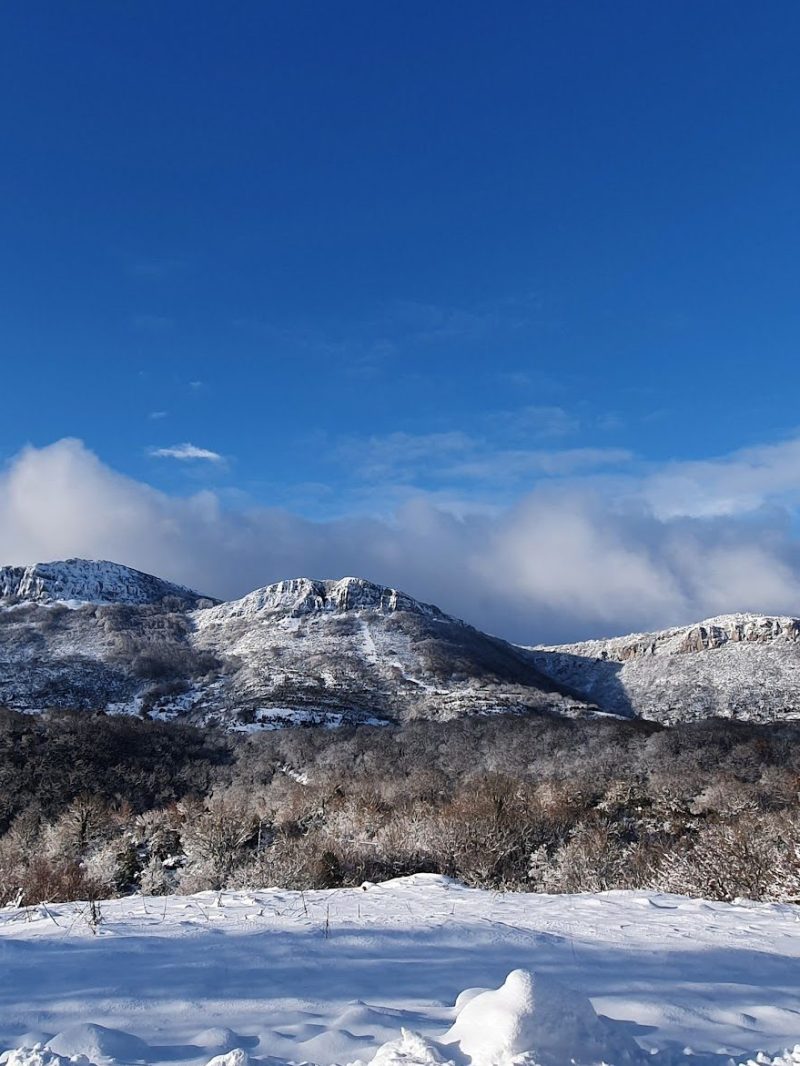 a snow covered mountain